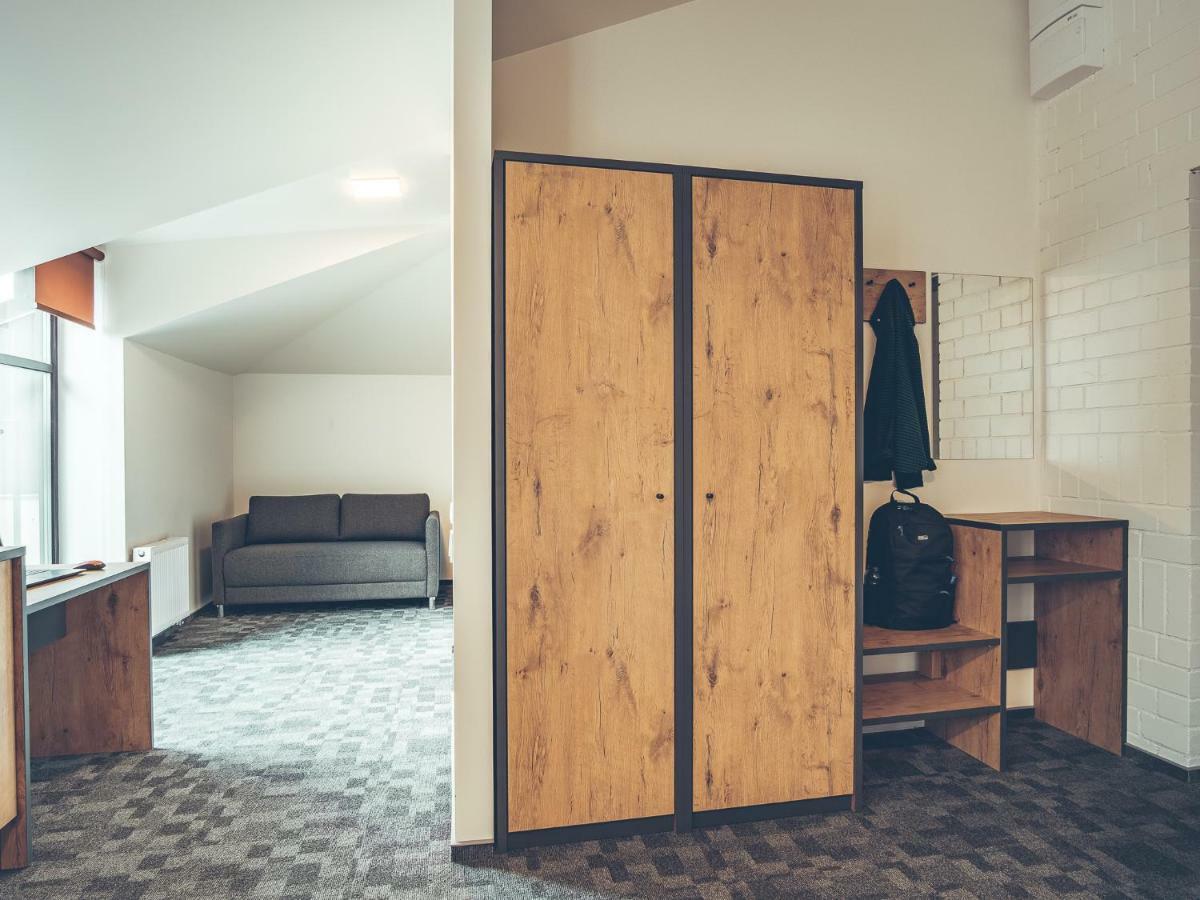 Self Check-In Hotel Railway Apartments Вилнюс Стая снимка