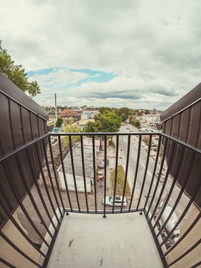 Self Check-In Hotel Railway Apartments Вилнюс Екстериор снимка
